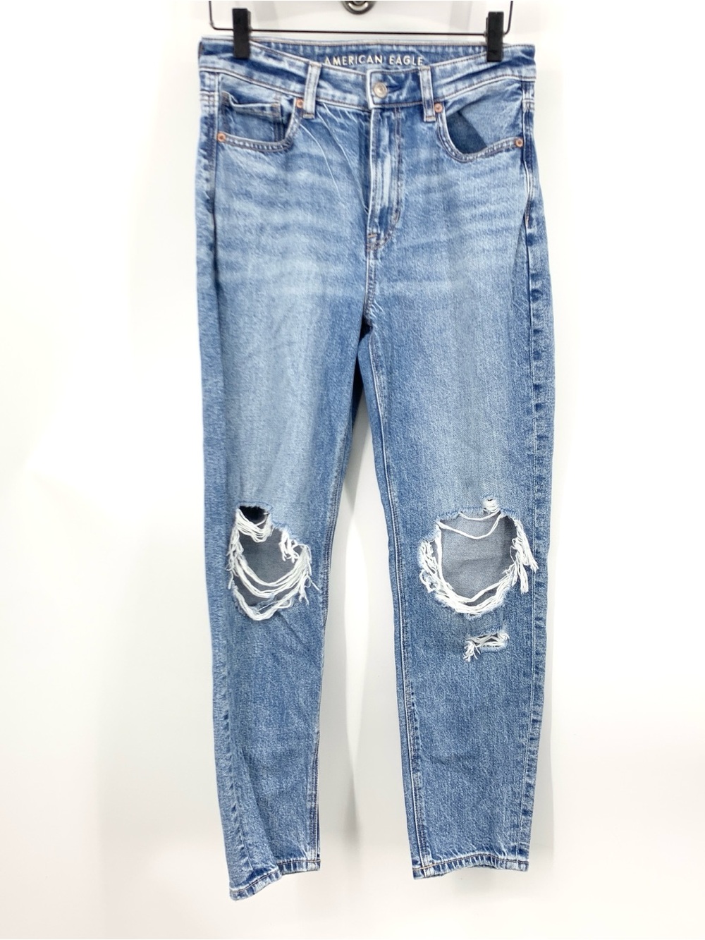 American Eagle Women Size 2 Jeans Light Wash Distressed Pants Strigid Mom High